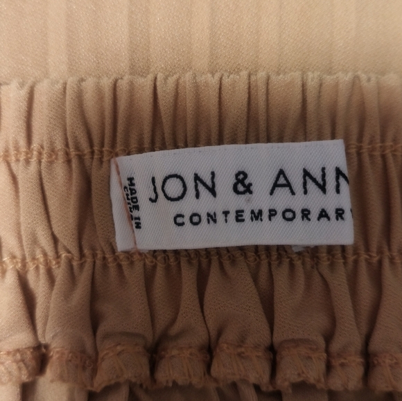 [5x$20] New Mustard Pleated Asymmetrical Skirt / Size XL - Picture 3 of 7